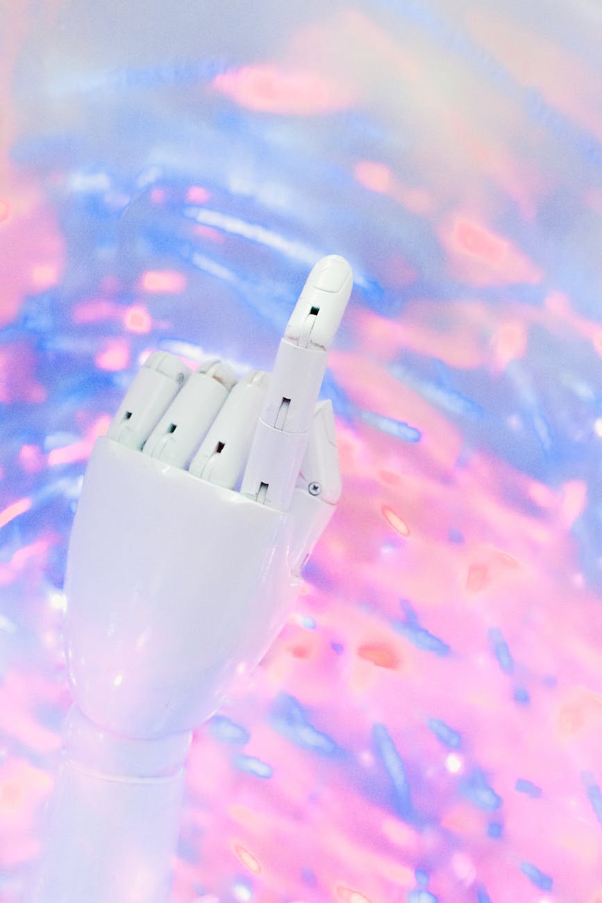 white robot hand to showcase ai content editing for a copywriting agency